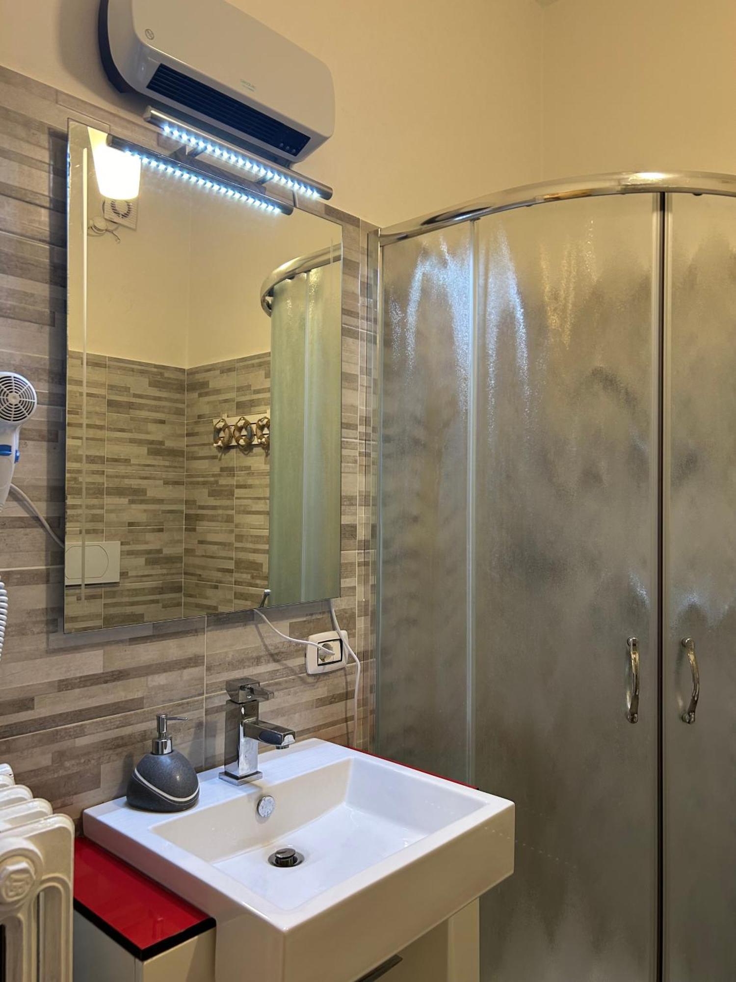 Appartamento Lido 'With Parking Space Included' 토스콜라노마데노 외부 사진