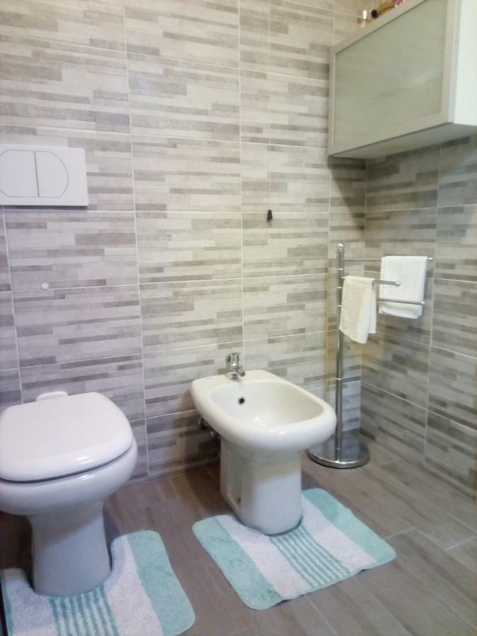 Appartamento Lido 'With Parking Space Included' 토스콜라노마데노 외부 사진